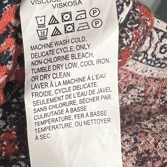 Lucky Brand Long Sleeve Printed Blouse Medium Brick Red Tie Cuff Lightweight Top - Picture 4 of 7